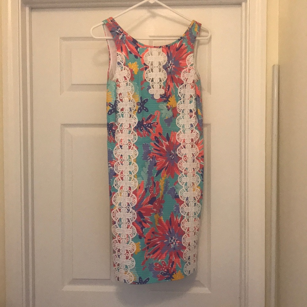Lilly Pulitzer Ember Shift in Trippin and Sippin
